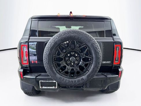 Used 2024 GMC Hummer EV 2X w/ LPO, Illumination Package AWD/4WD image 4