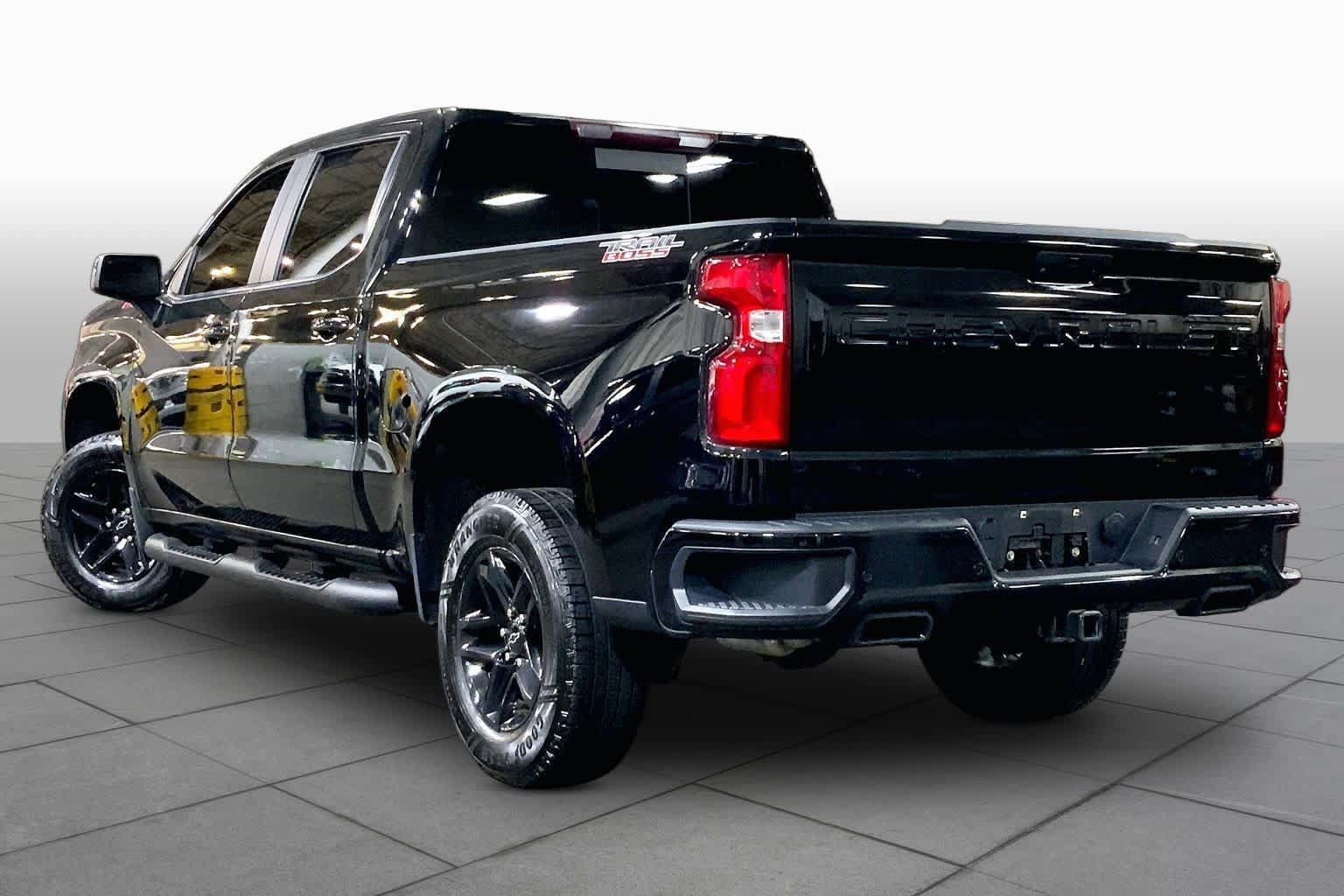 Used 2021 Chevrolet Silverado 1500 LT Trail Boss w/ Convenience Package II AWD/4WD image 12