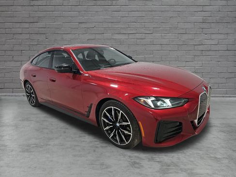 Used 2025 BMW i4 xDrive40i w/ M Sport Package AWD/4WD image 3