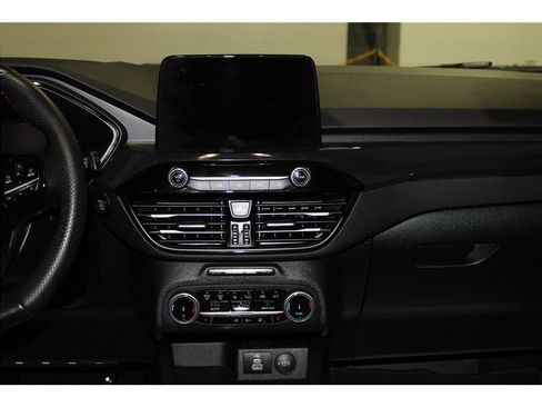 Used 2025 Ford Escape ST-Line Select image 17