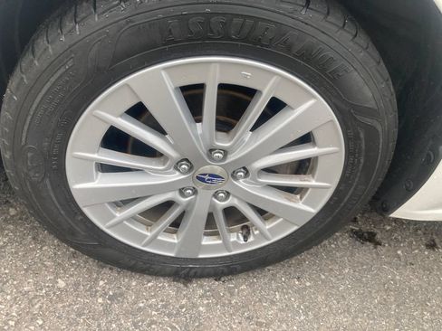 Used 2018 Subaru Impreza 2.0i Premium AWD/4WD image 36