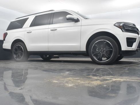 Used 2024 Ford Expedition Max Limited AWD/4WD image 20