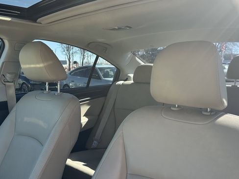 Used 2017 Subaru Legacy 2.5i Limited image 18