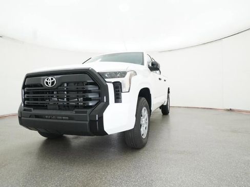 New 2026 Toyota Tundra SR image 32