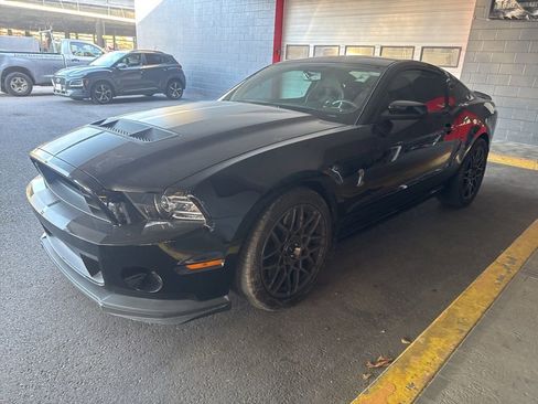 Used 2013 Ford Mustang Shelby GT500 image 6