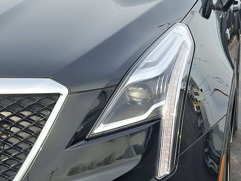 Certified 2023 Cadillac XT5 Sportv w/ Technology Package image 9