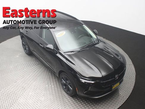 Used 2022 Buick Envision Preferred image 3