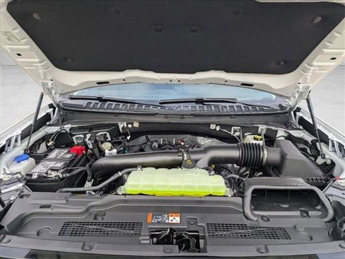 New 2025 Ford Expedition Active image 17