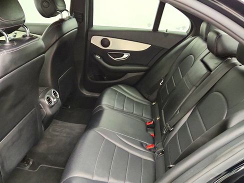 Used 2019 Mercedes-Benz C 300 Sedan w/ Premium Package image 18