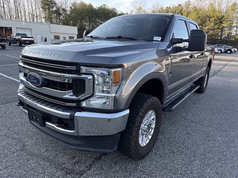 Used 2021 Ford F250 XL w/ STX Appearance Package image 3