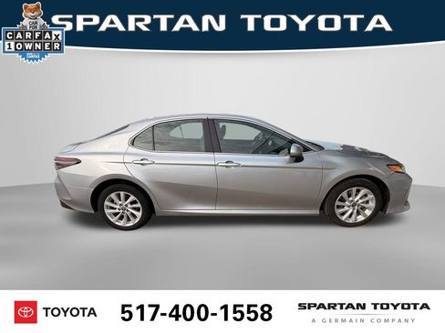 Used 2024 Toyota Camry LE image 9