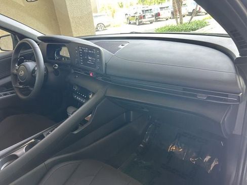 New 2026 Hyundai Elantra SEL Sport Premium FWD image 32