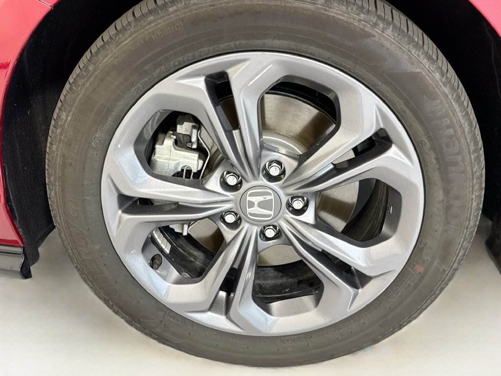 Certified 2025 Honda Accord EX-L image 30