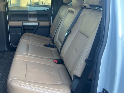 Used 2022 Ford F250 Lariat image 5