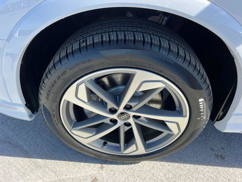 New 2025 Audi Q3 2.0T Premium image 11