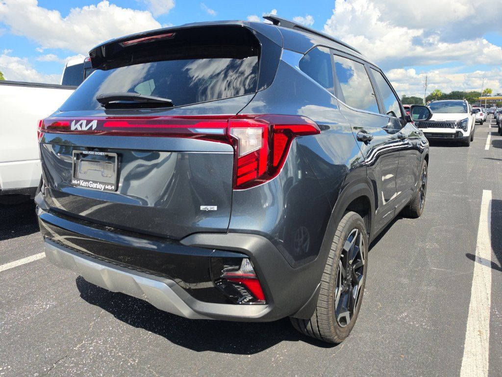 Certified 2024 Kia Seltos SX AWD/4WD image 17
