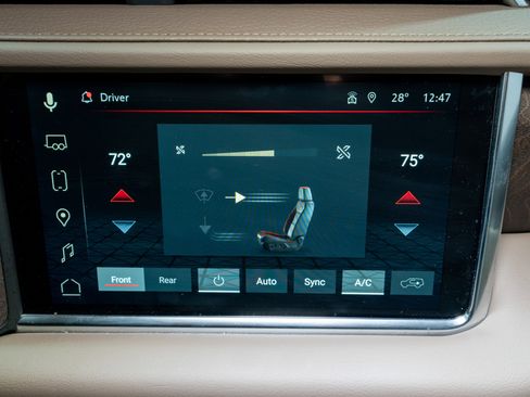 Used 2023 GMC Yukon XL Denali w/ Denali Reserve Package image 23