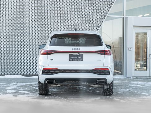 Certified 2025 Audi Q5 Premium Plus w/ Premium Plus image 29