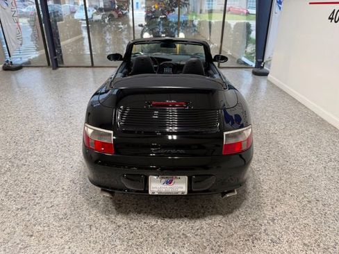 Used 2002 Porsche 911 Carrera RWD image 8