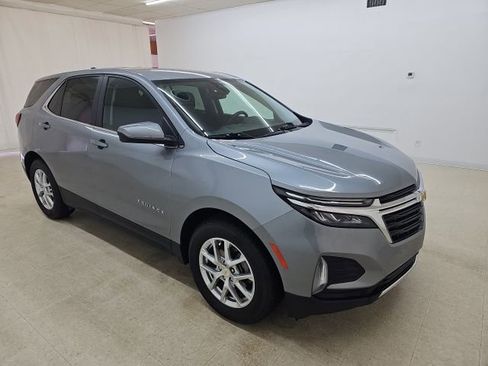 Used 2024 Chevrolet Equinox LT w/ LPO, Floor Liner Package FWD image 15