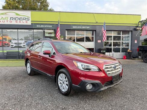 Used 2017 Subaru Outback 2.5i Premium AWD/4WD image 3