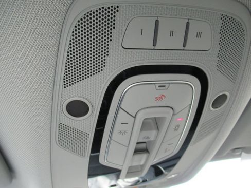 Used 2018 Audi Q5 2.0T Premium Plus w/ Premium Plus Package image 31