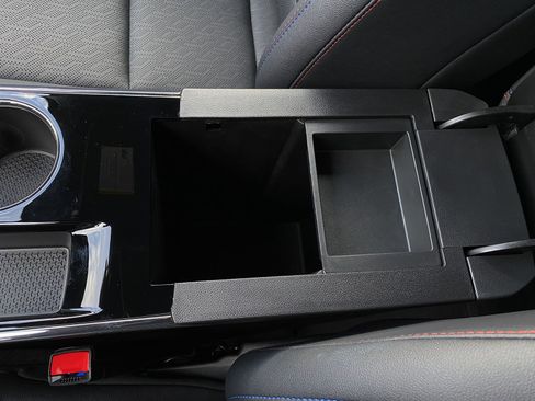 Used 2026 Chevrolet Equinox RS image 18