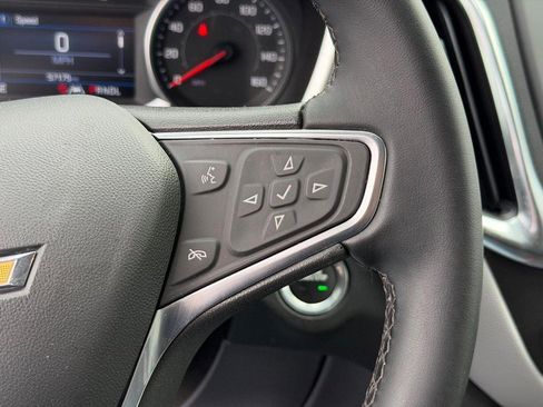 Used 2024 Chevrolet Equinox LT w/ LPO, Floor Liner Package image 17