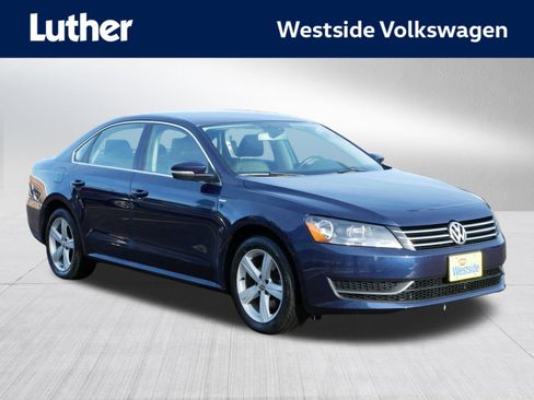 Used 2014 Volkswagen Passat 1.8T Wolfsburg Edition image 1