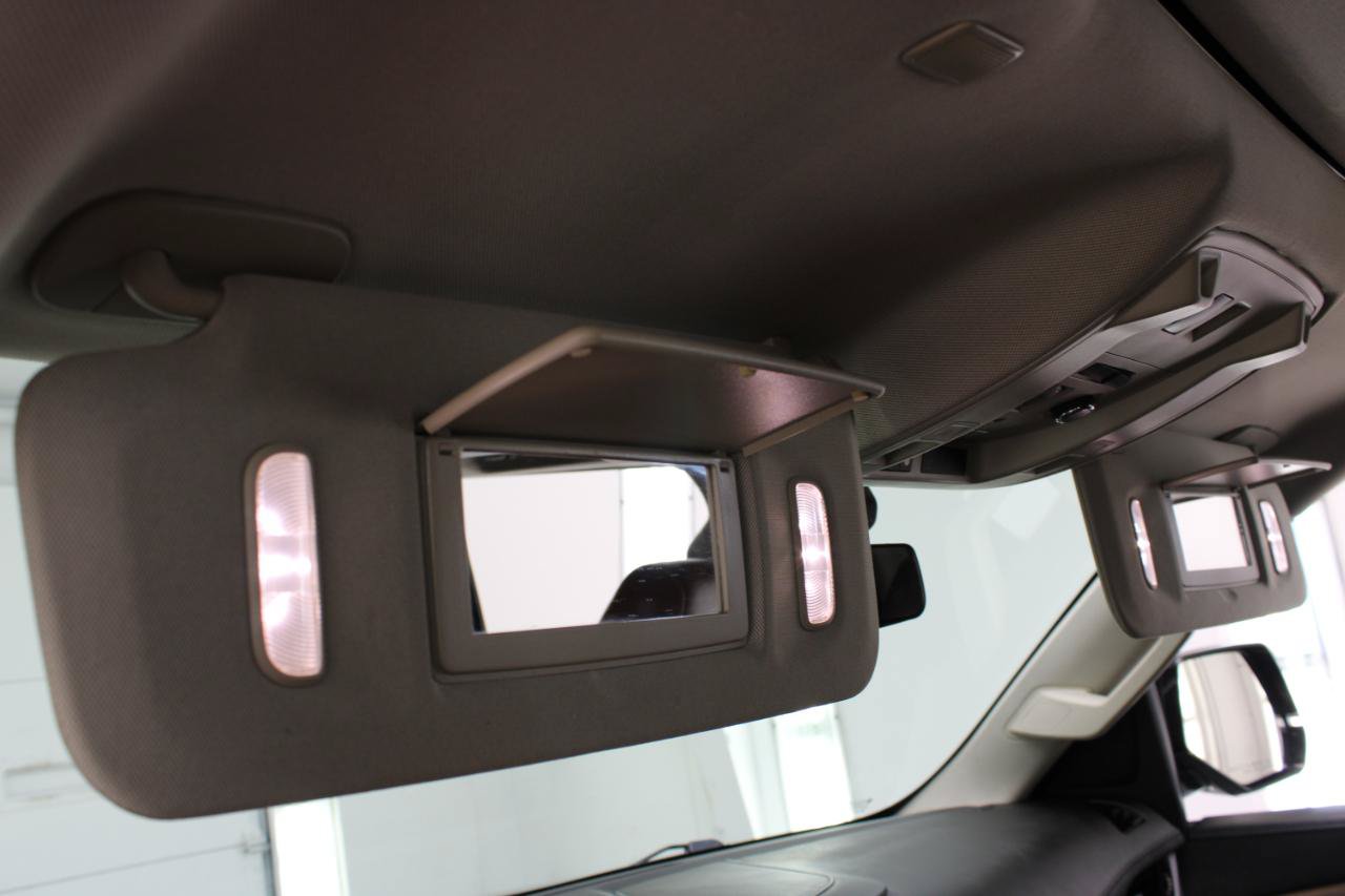 Used 2019 Cadillac Escalade ESV Luxury RWD image 71