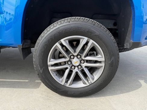 Used 2022 Chevrolet Colorado LT w/ Luxury Package RWD image 7