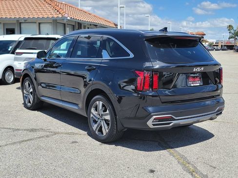 Used 2023 Kia Sorento EX AWD/4WD image 6