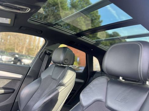 Used 2018 Audi SQ5 Premium Plus w/ Navigation Package AWD/4WD image 6