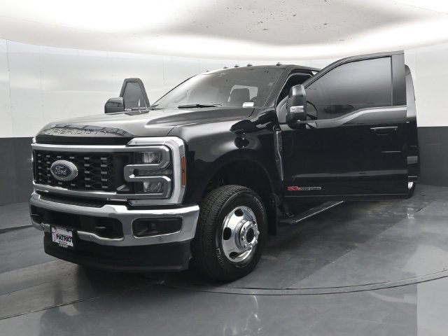 Used 2025 Ford F350 Lariat w/ Lariat Ultimate Package AWD/4WD image 61