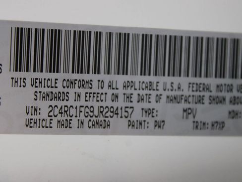 Used 2018 Chrysler Pacifica Touring Plus image 17