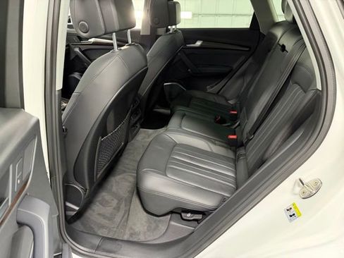 Used 2020 Audi Q5 2.0T Premium Plus w/ Premium Plus Package AWD/4WD image 11