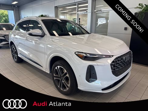 Used 2025 Audi Q5 Premium Plus w/ Premium Plus AWD/4WD image 1