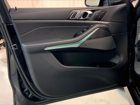 Used 2026 BMW X5 M60i image 22