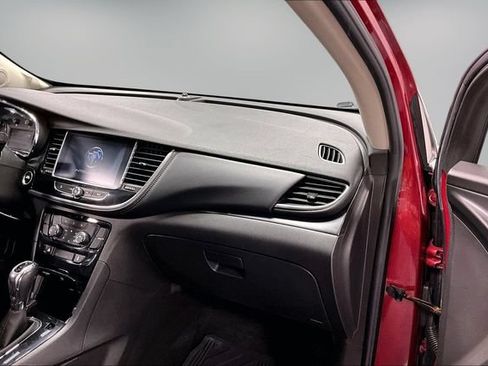 Used 2018 Buick Encore Preferred AWD/4WD image 23