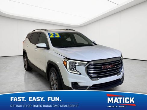 Used 2023 GMC Terrain SLT w/ LPO, Floor Liner Package AWD/4WD image 1