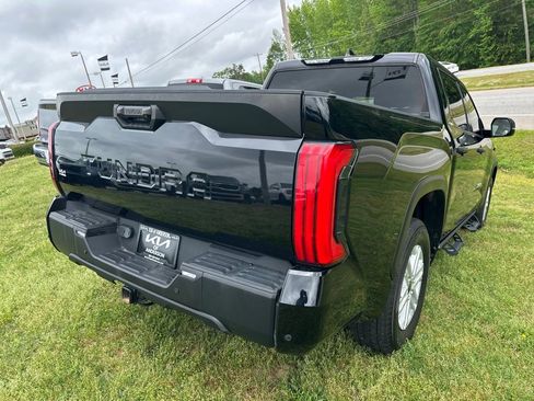 Used 2022 Toyota Tundra SR5 image 3