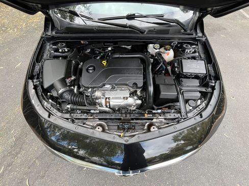 Used 2024 Chevrolet Malibu LT image 32