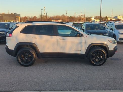 Used 2022 Jeep Cherokee Trailhawk w/ Premium Leather Package image 2