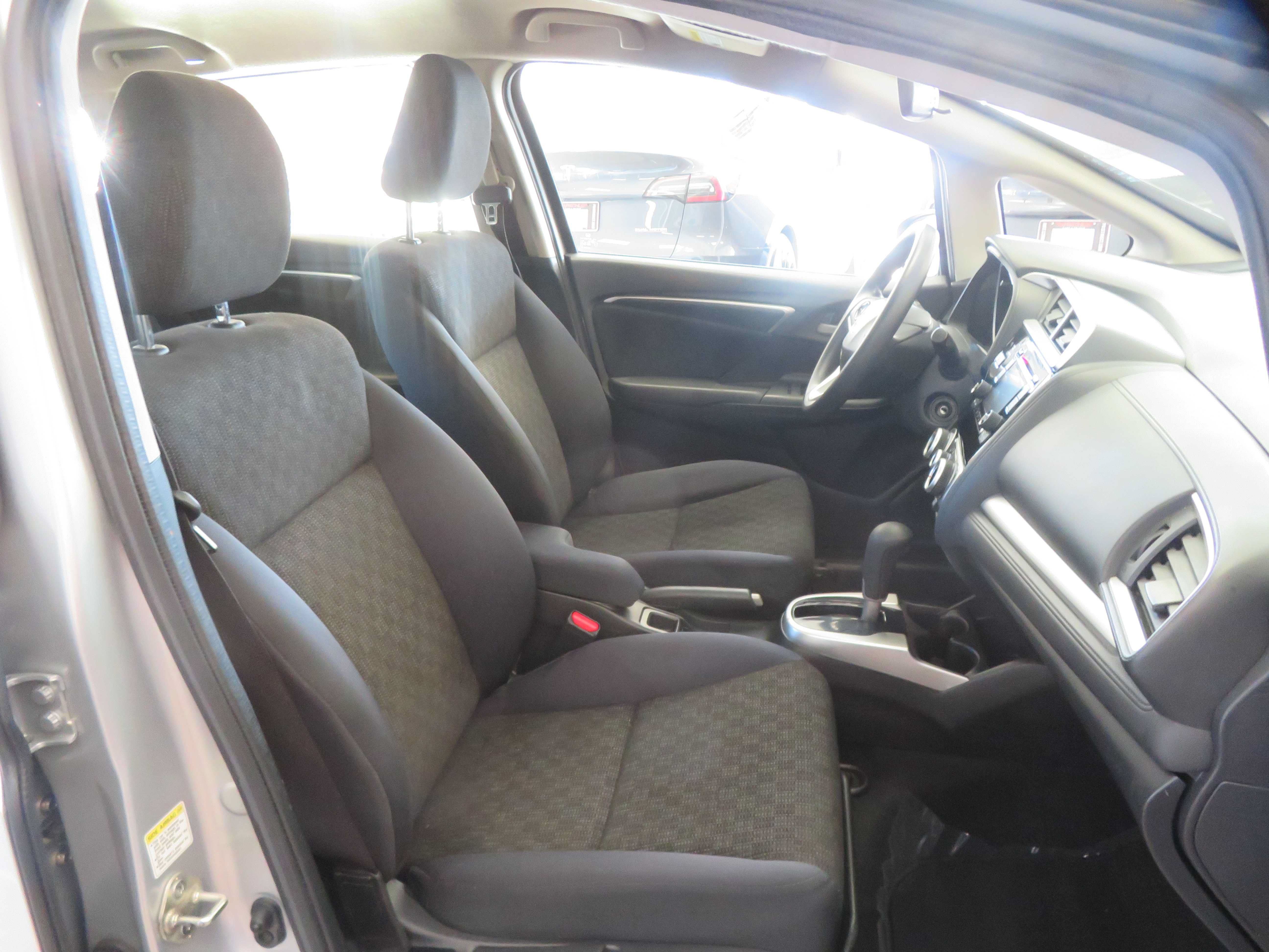 Used 2016 Honda Fit LX image 25