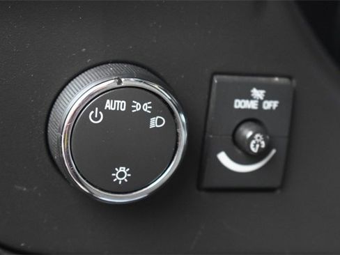 Used 2015 Chevrolet Express 3500 Extended image 17