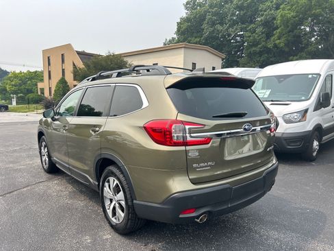 Used 2023 Subaru Ascent Premium w/ Convenience Package AWD/4WD image 12