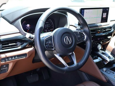 Certified 2025 Acura MDX FWD w/ Technology Package image 2