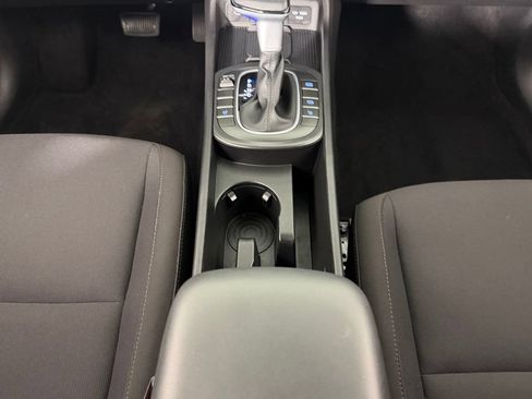 Used 2026 Hyundai Kona SEL Sport FWD image 19