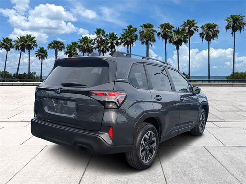 New 2025 Subaru Forester Premium image 4