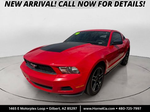 Used 2010 Ford Mustang Coupe RWD image 1